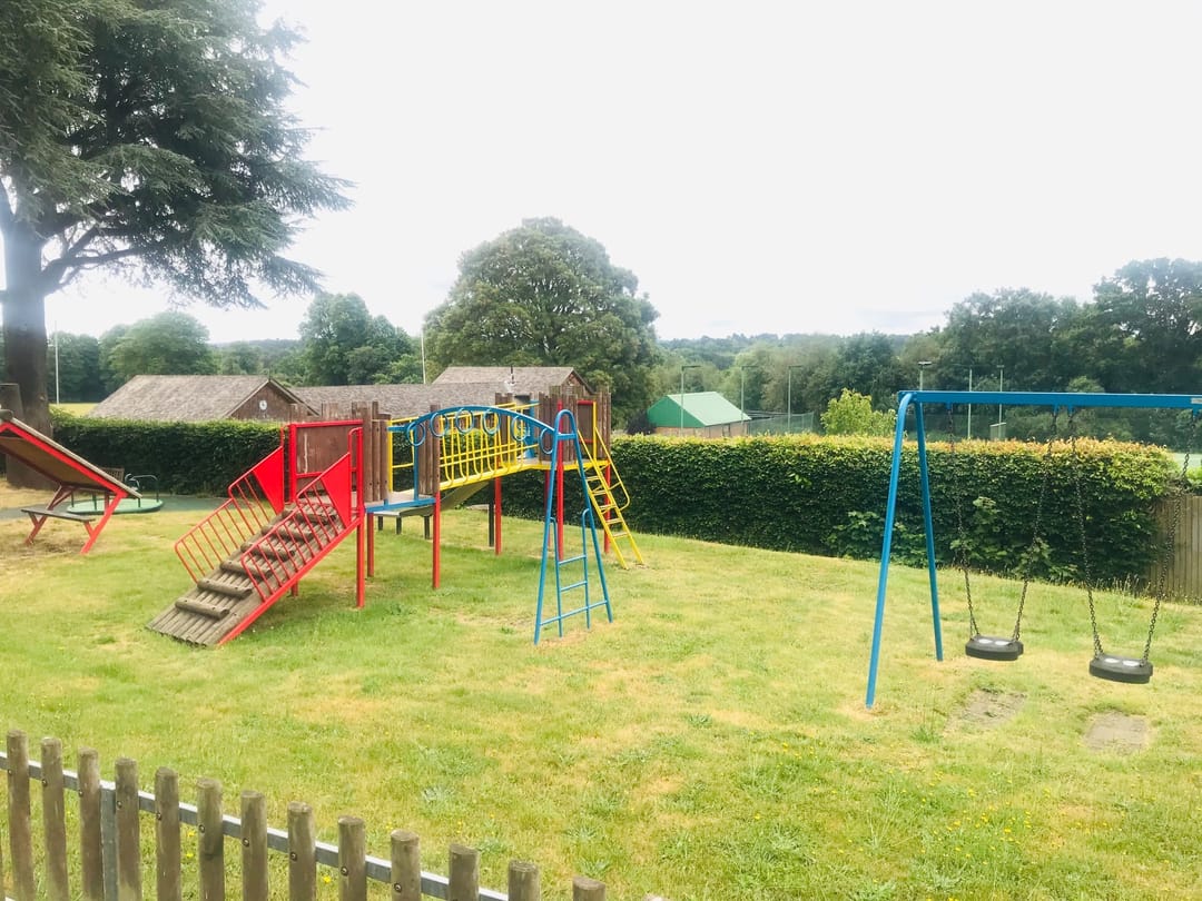 Hollowdene Recreation Ground - image 1