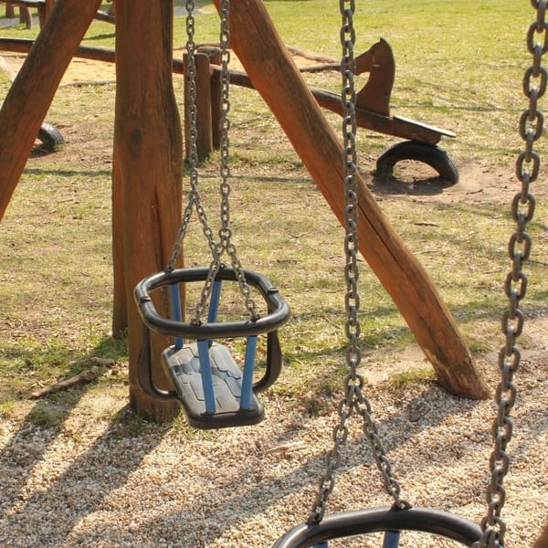 St James Avenue Play Area - Farnham Park