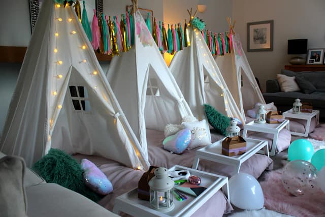 Belle and Bo Teepee Sleepovers